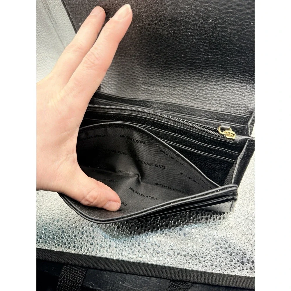 MICHAEL KORS MK‎ Fulton Gusset Carryall Black Pebble Leather Envelope Wallet